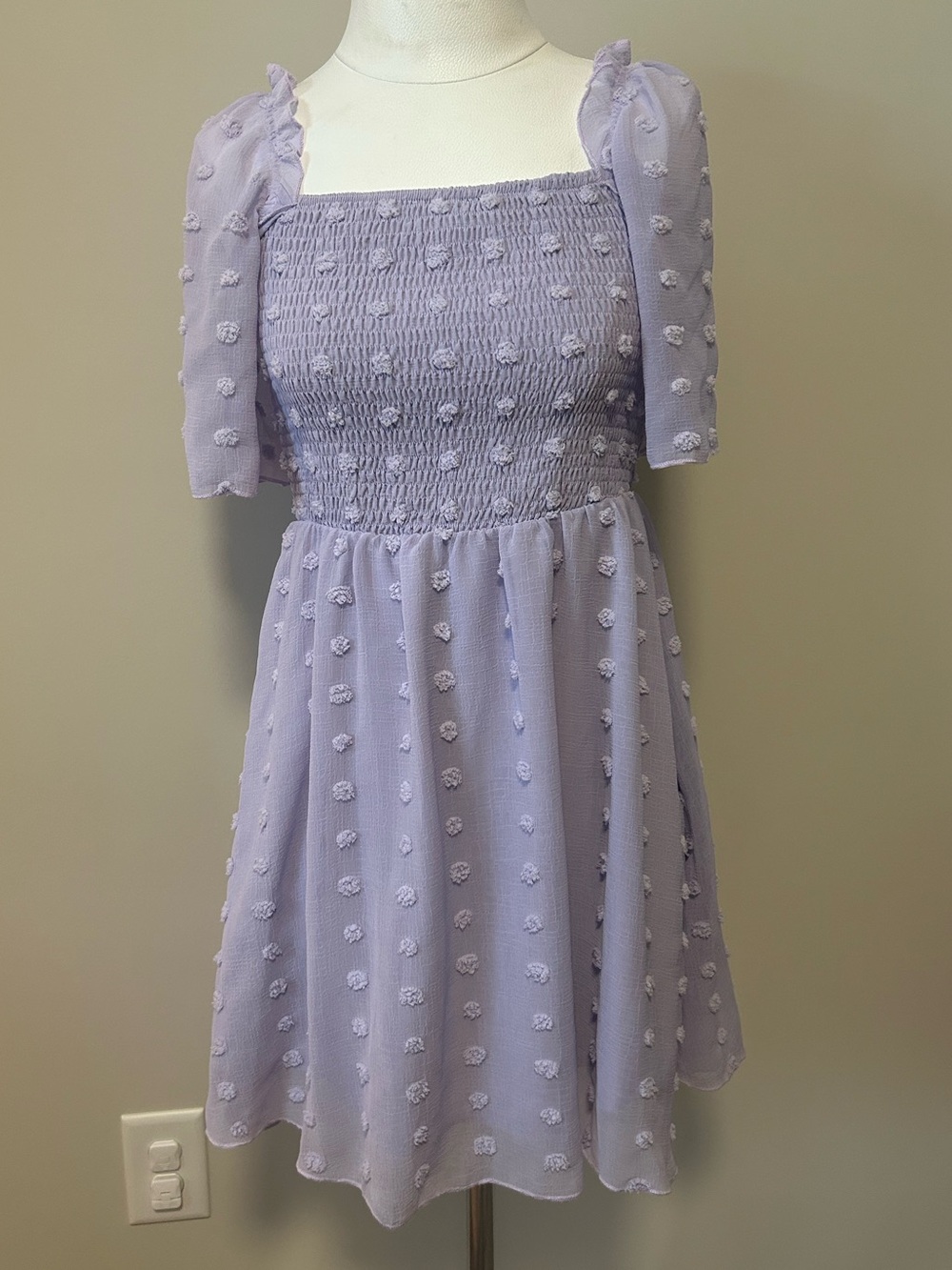 EXLURA Fun & Flirty Smocked Lined Light Weight Lavender Dot Casual Dress*Medium